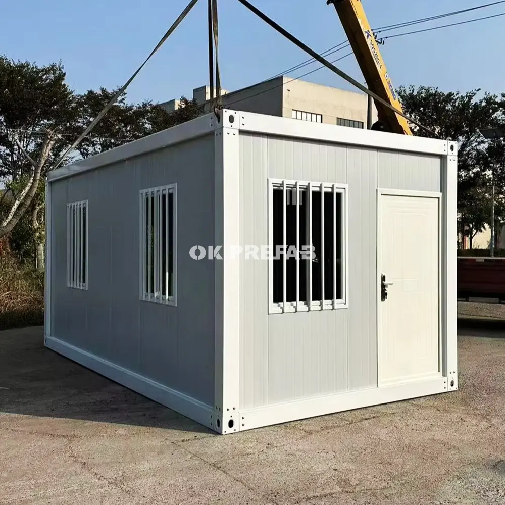 Casa desmontable en paquete plano